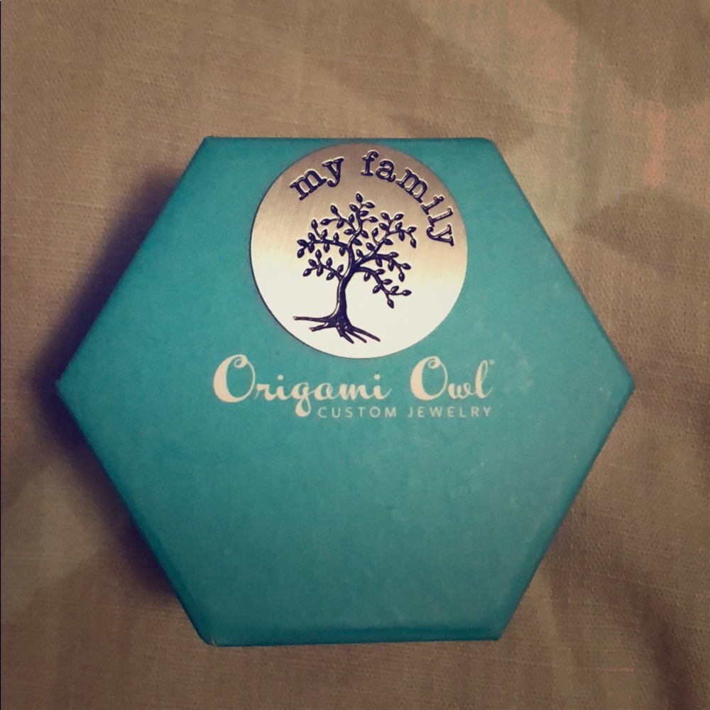 Origami Owl Brand Jewelry